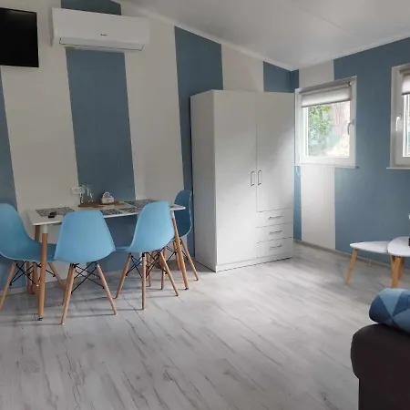 Holiday home Osrodek Wypoczynkowy Lesny Zakatek Sierakow (Greater Poland)